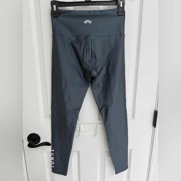 TONAL Onzie 7/8ths Athletic Legging Blue Metallic Women’s Size S - Picture 2 of 6